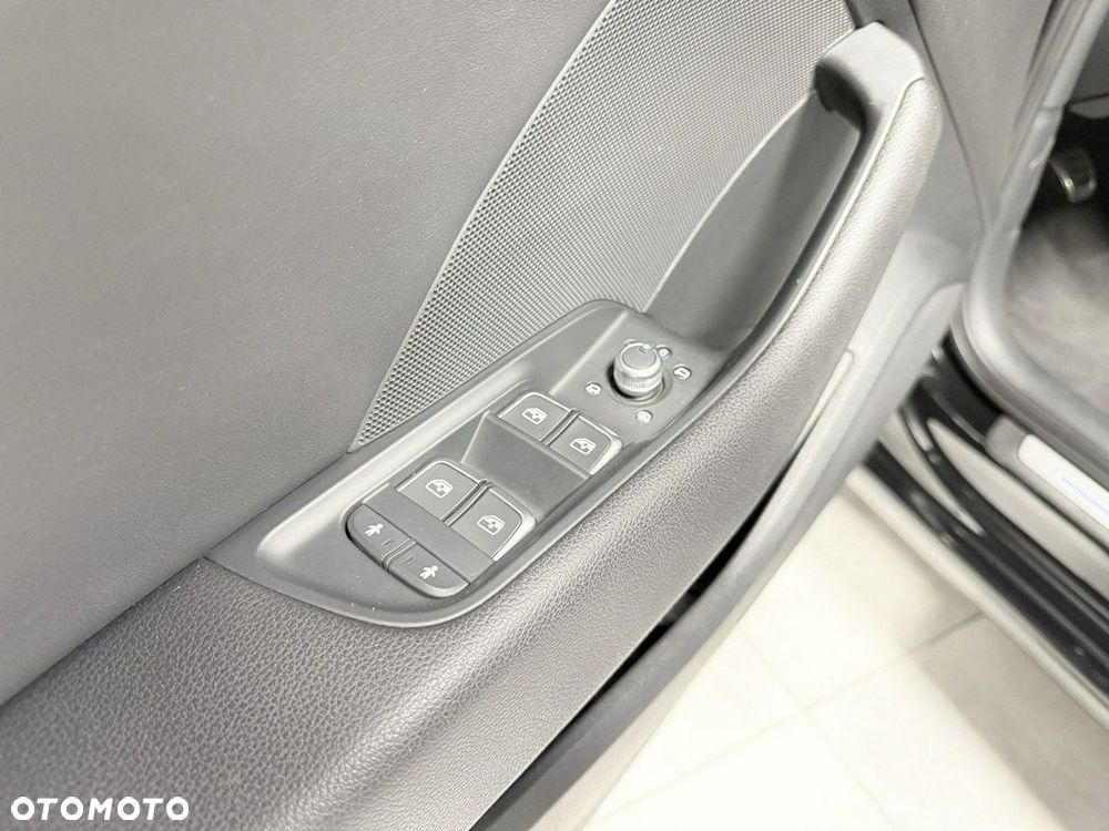 Audi A3 Sportback 35 TFSI S line - 16