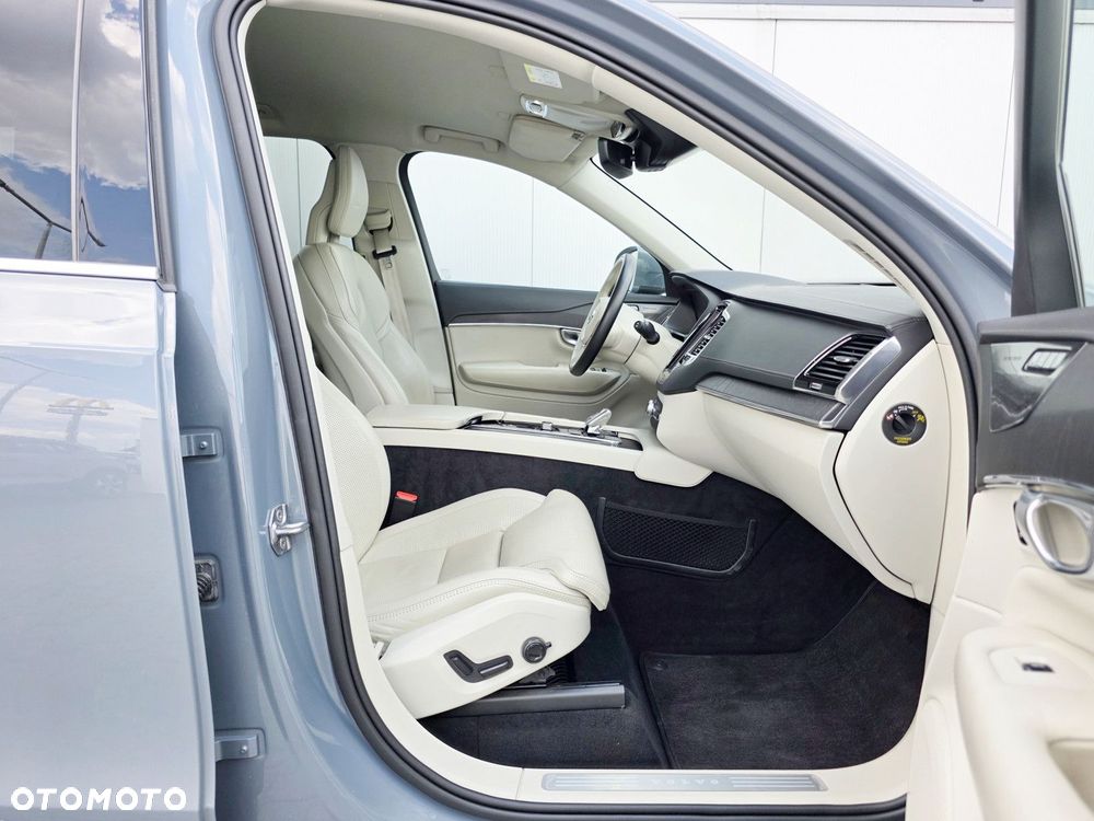 Volvo XC 90 - 15