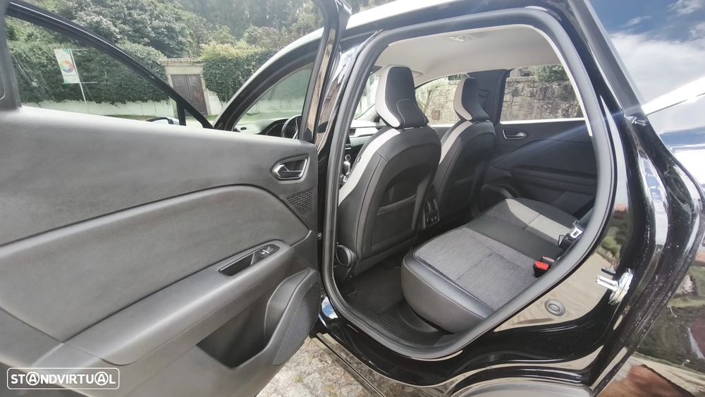 Renault Captur 1.3 TCe Exclusive EDC - 19