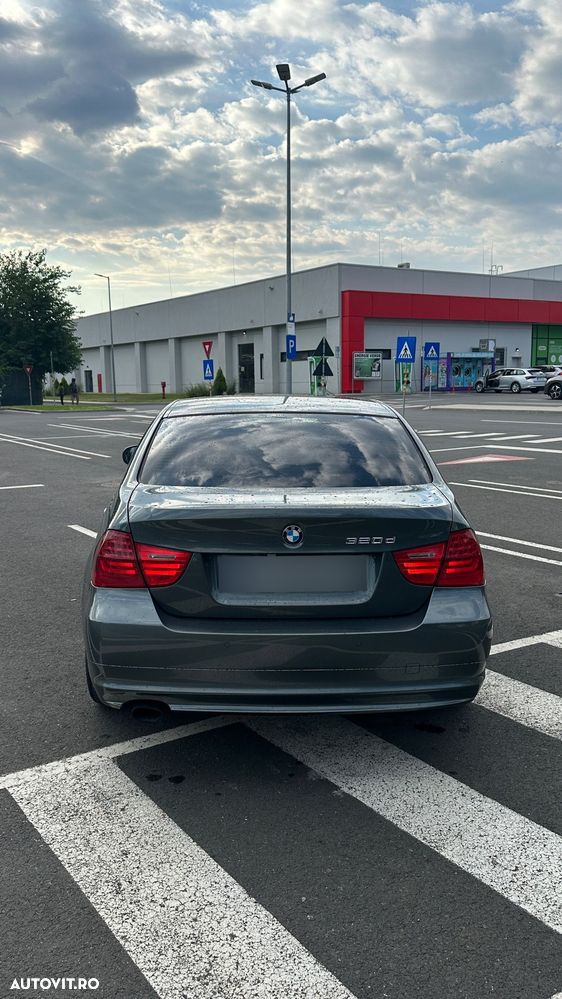 BMW Seria 3 320d EfficientDynamics Edition - 4