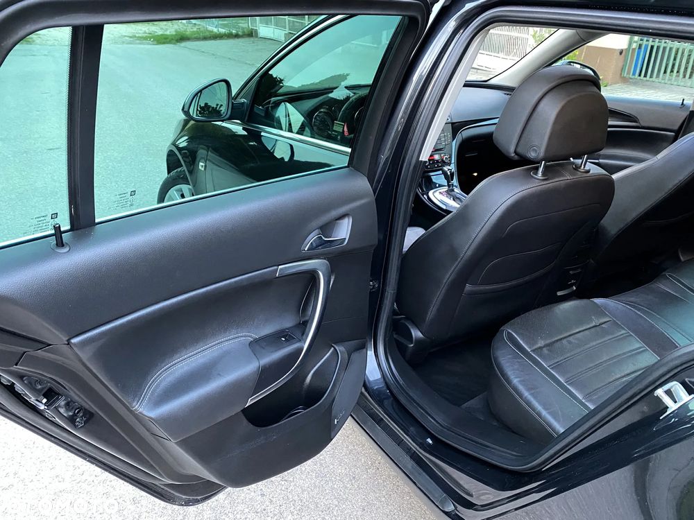 Opel Insignia 2.0 T Cosmo 4x4 - 29