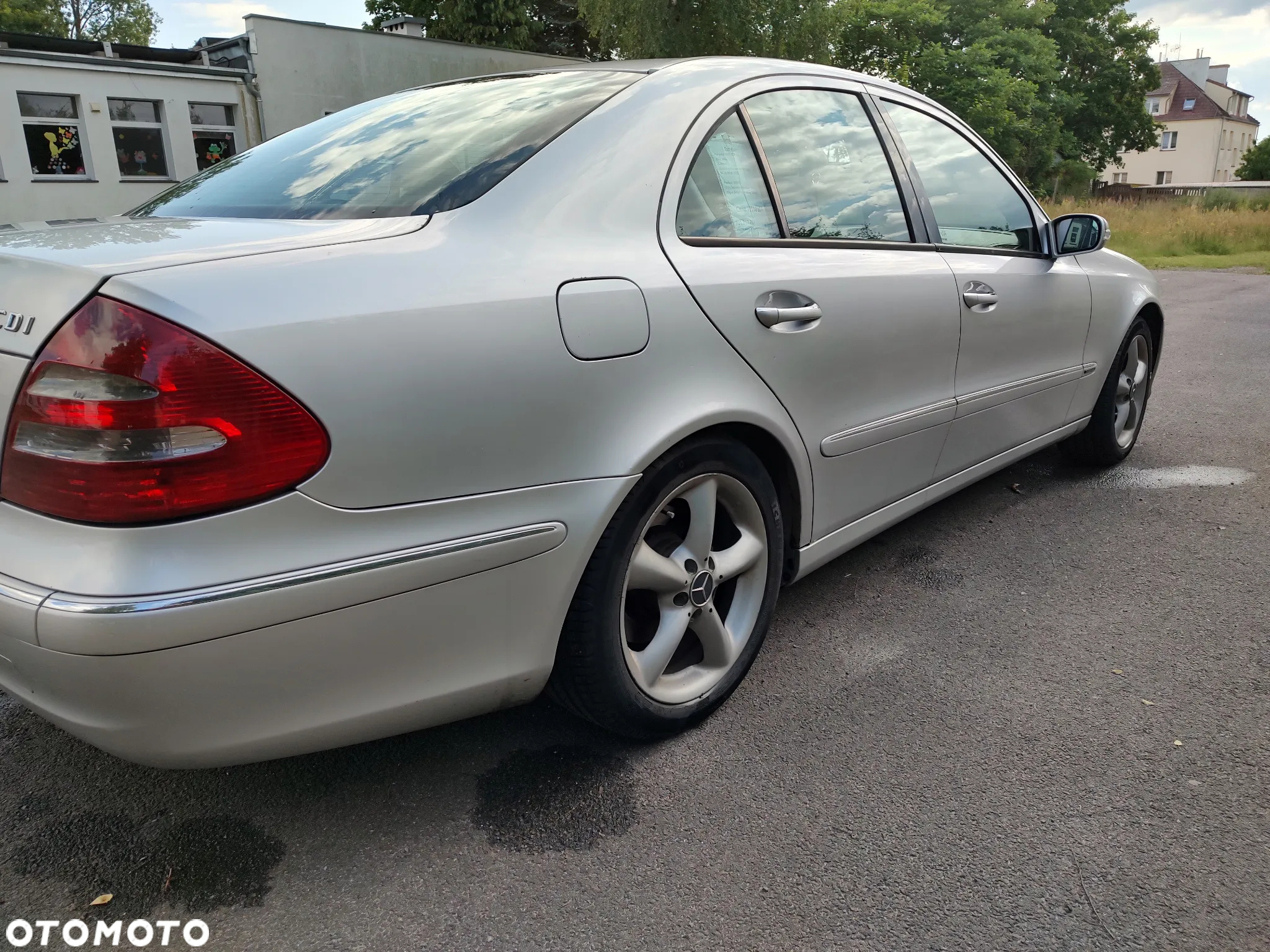 Mercedes-Benz Klasa E - 9