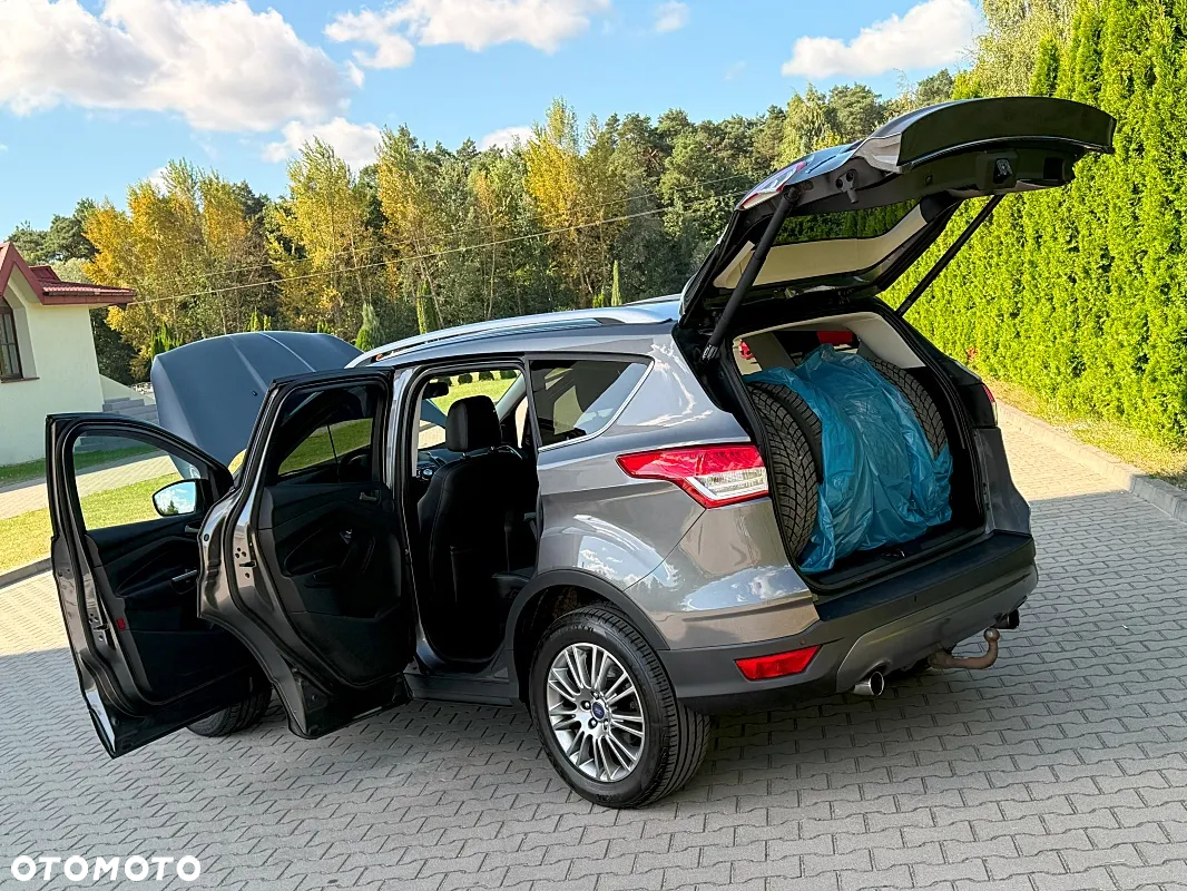 Ford Kuga 1.6 EcoBoost 2x4 Titanium - 39