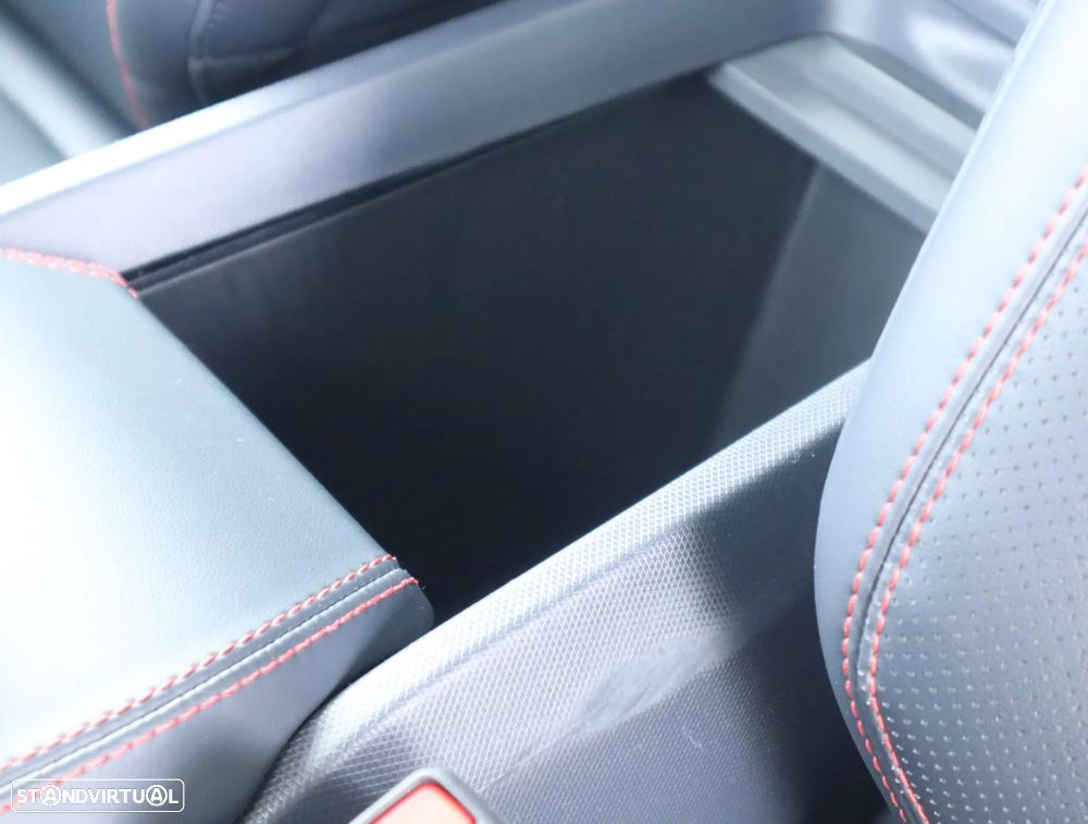 Ford Mustang Mach-E AWD PREMIUM - 32