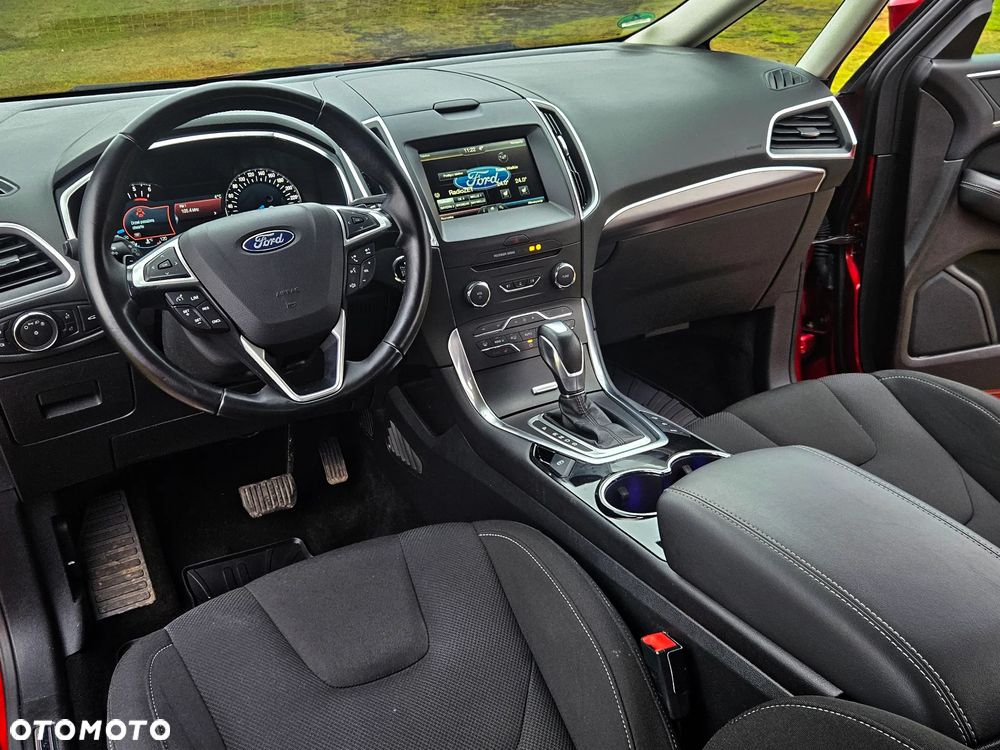 Ford S-Max ver-2-0-tdci-bi--turbo-titanium-powershift - 29