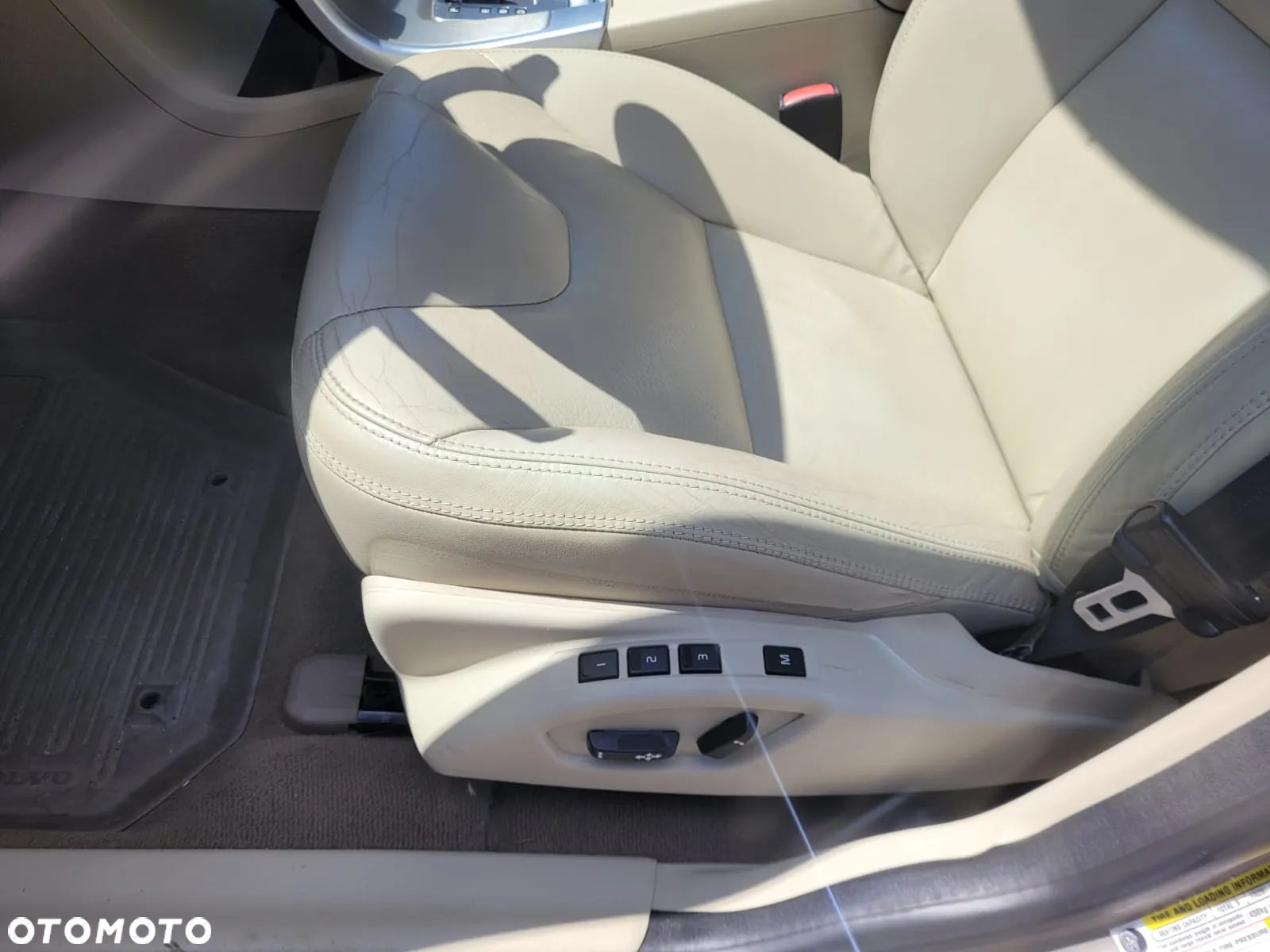 Volvo XC 60 - 18