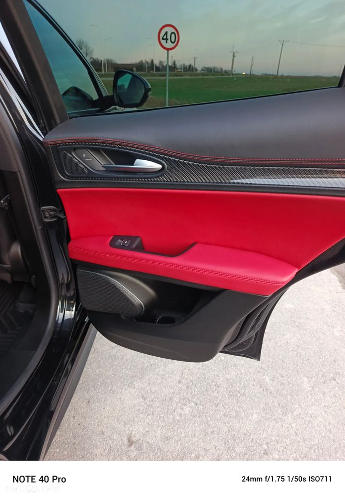 Alfa Romeo Stelvio V6 2.9 Bi-Turbo AT8-Q4 Quadrifoglio - 30