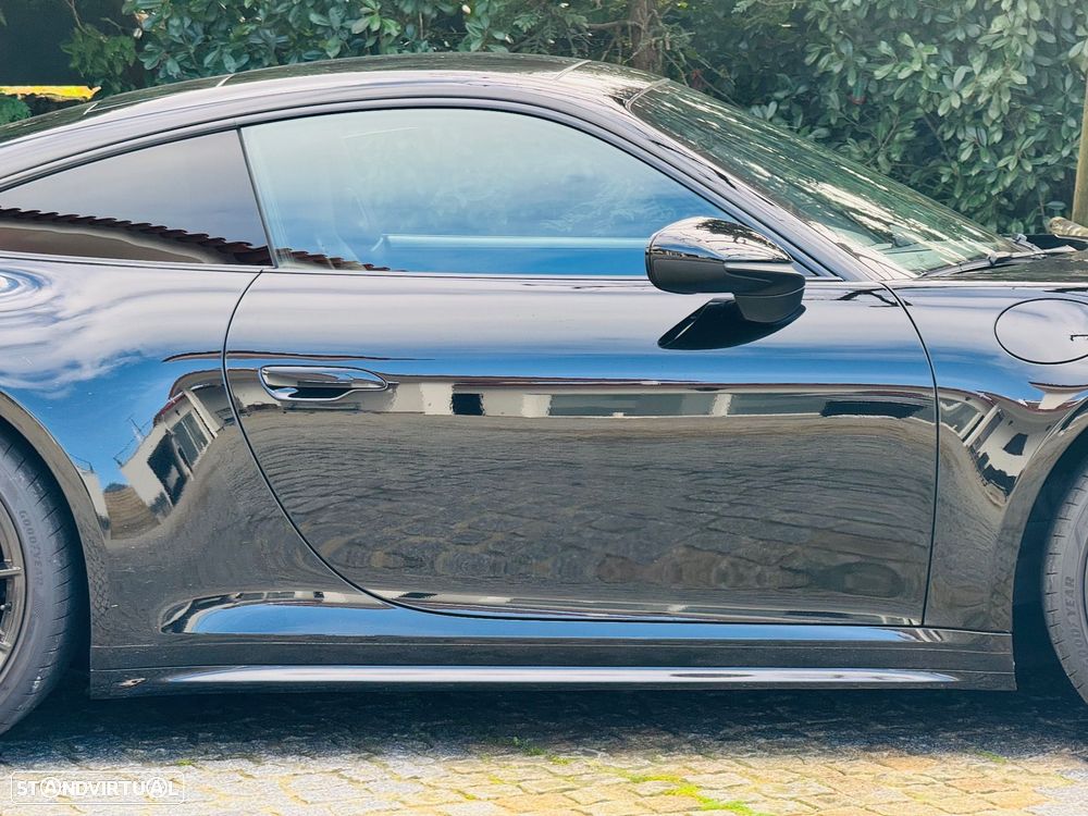 Porsche 911 Série F - 7