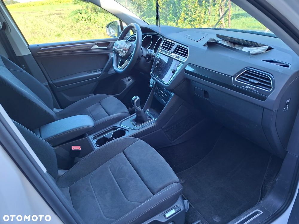Volkswagen Tiguan ver-2-0-tdi-scr-life - 15