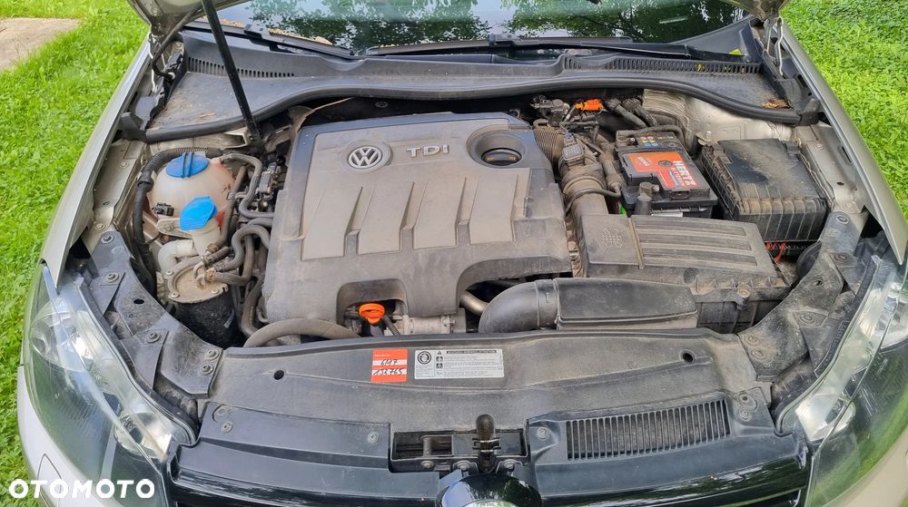 Volkswagen Golf 1.6 TDI Comfortline - 29