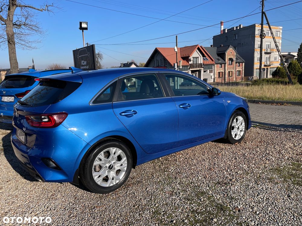 Kia Ceed 1.5 T-GDI M - 8