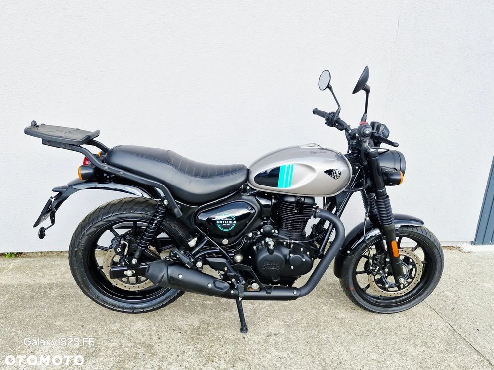 Royal Enfield HNTR - 3