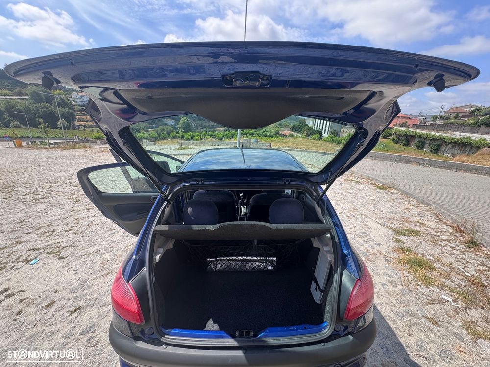 Peugeot 206 1.1 XR - 19