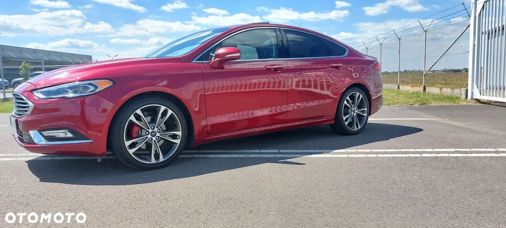 Ford Fusion - 2