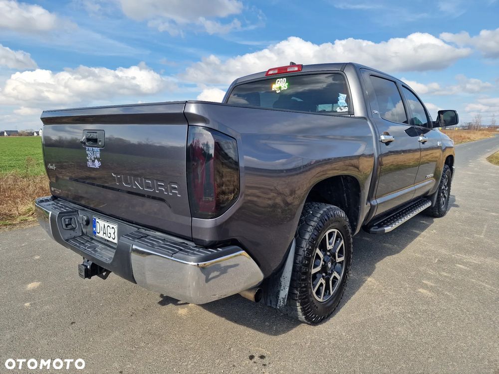 Toyota Tundra - 17