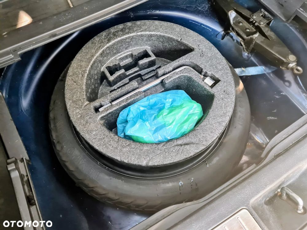 Toyota Avensis 2.2 D-4D Sol Plus - 13