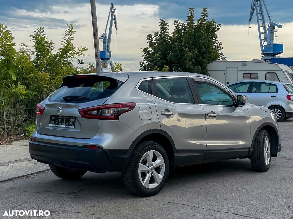Nissan Qashqai 1.3 l MHEV X-Tronic N-Connecta - 3