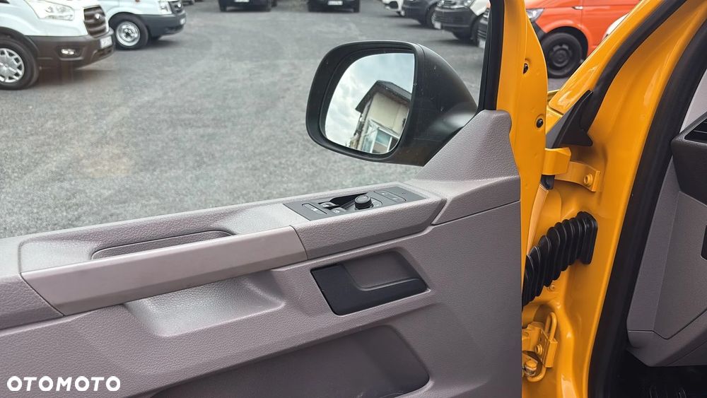 Volkswagen Transporter Kombi L1H1 - 9