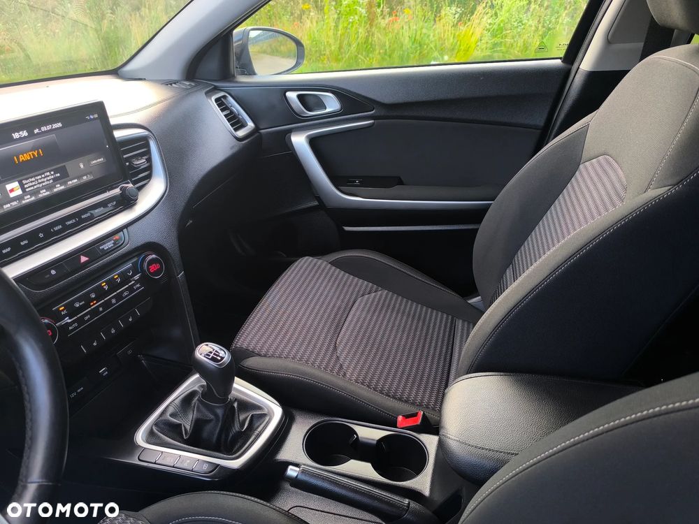 Kia Ceed 1.5 T-GDI OPF Spirit - 17