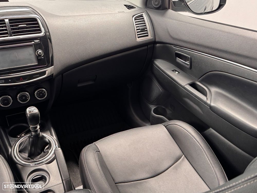 Mitsubishi ASX 1.8 DI-D Instyle NAVI - 11