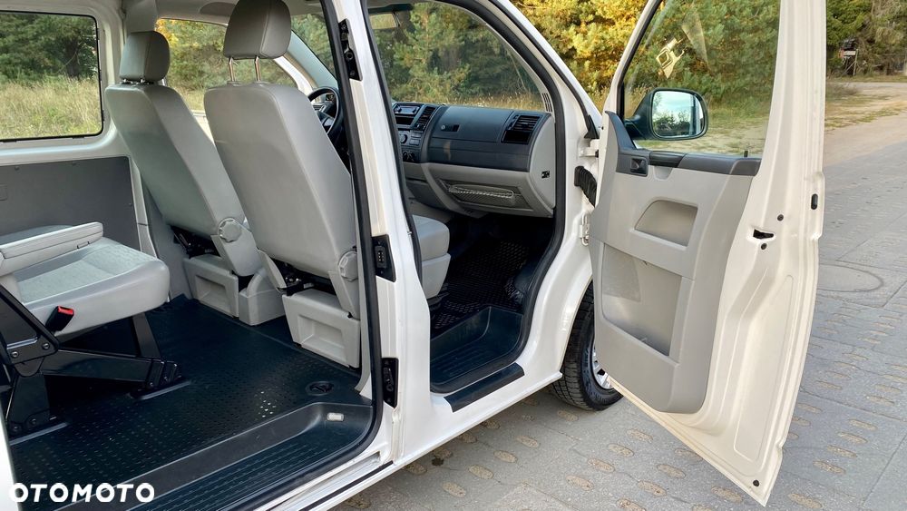 Volkswagen Transporter - 22