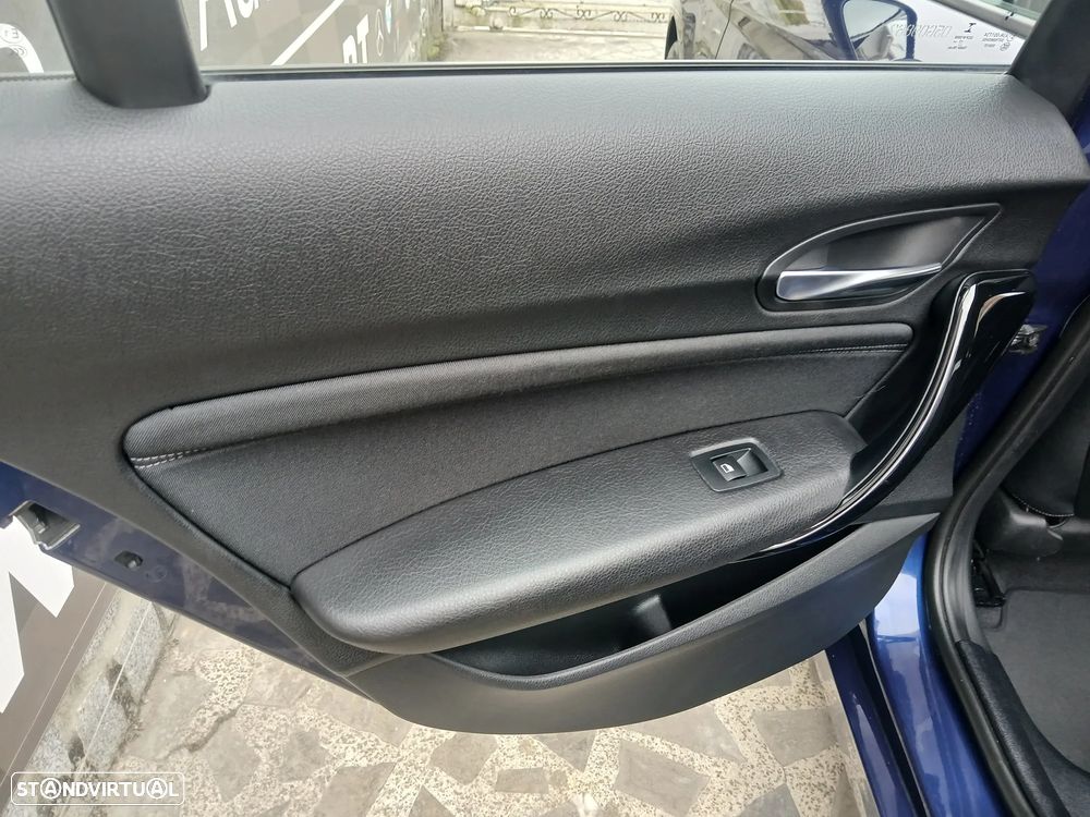 BMW 116 d Aut. Sport Line - 32