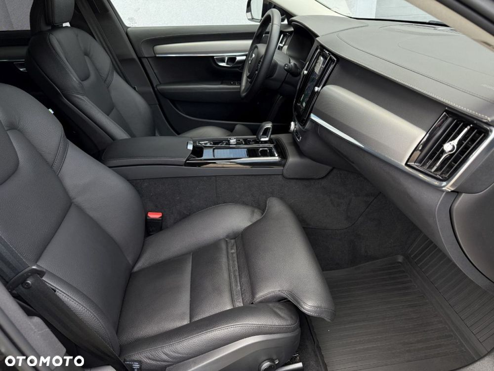Volvo V90 T8 AWD Plug-In Hybrid Plus Bright - 27