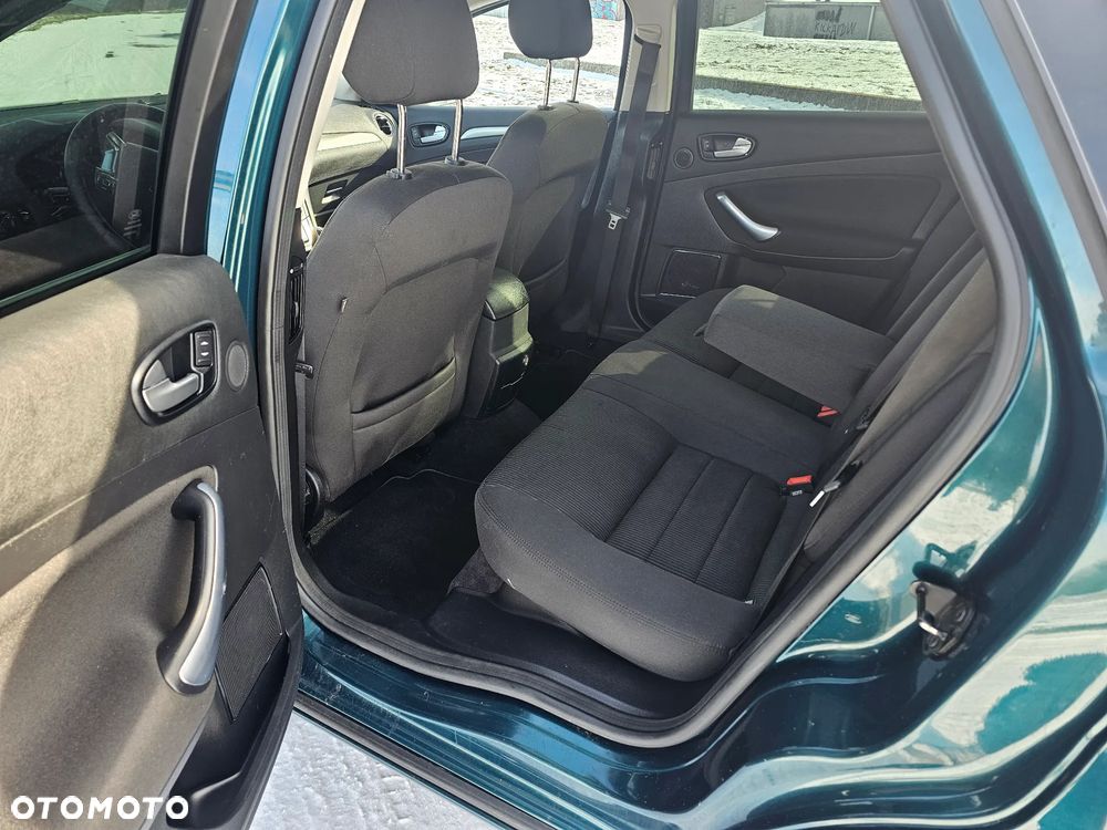 Ford Mondeo 2.0 Titanium - 11