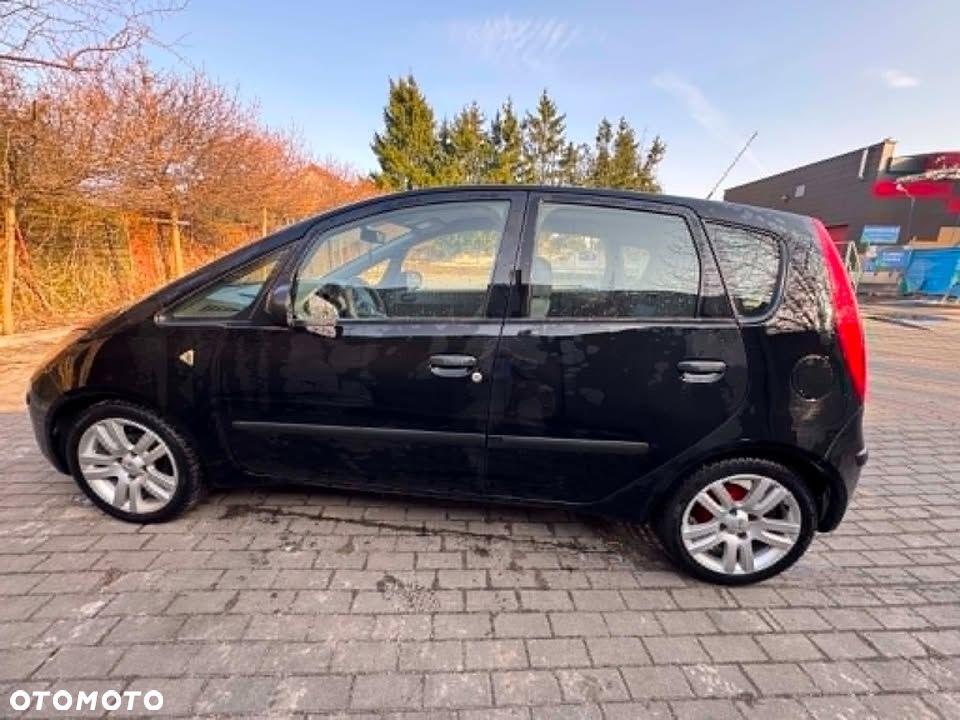 Mitsubishi Colt - 6