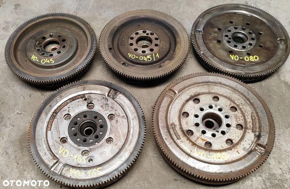FORD DIESEL / BENZYNA SPRZĘGŁO KOŁO ZAMACHOWE TARCZA DOCISK DWUMAS - 18