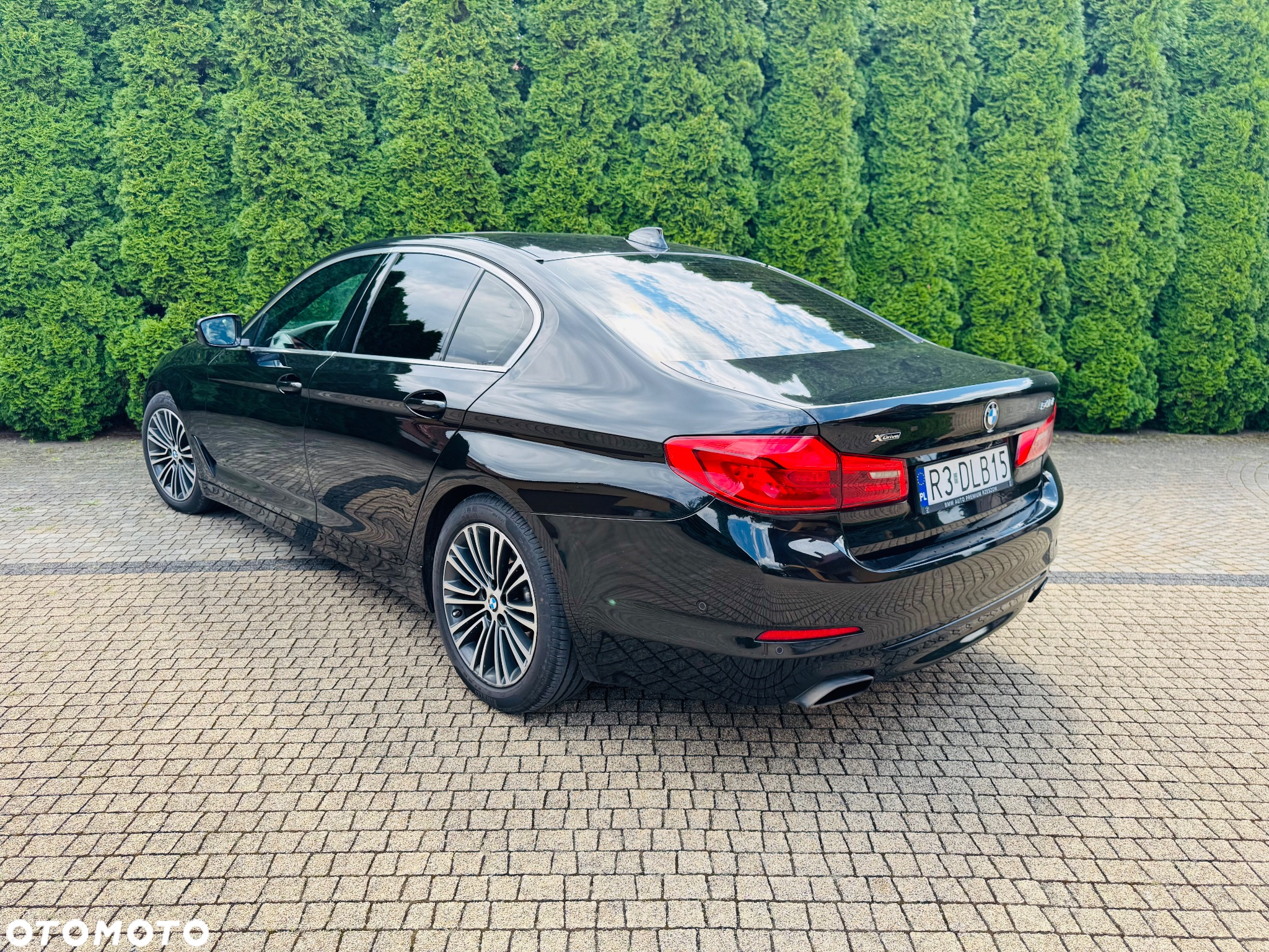 BMW Seria 5 540i xDrive Sport Line sport - 13