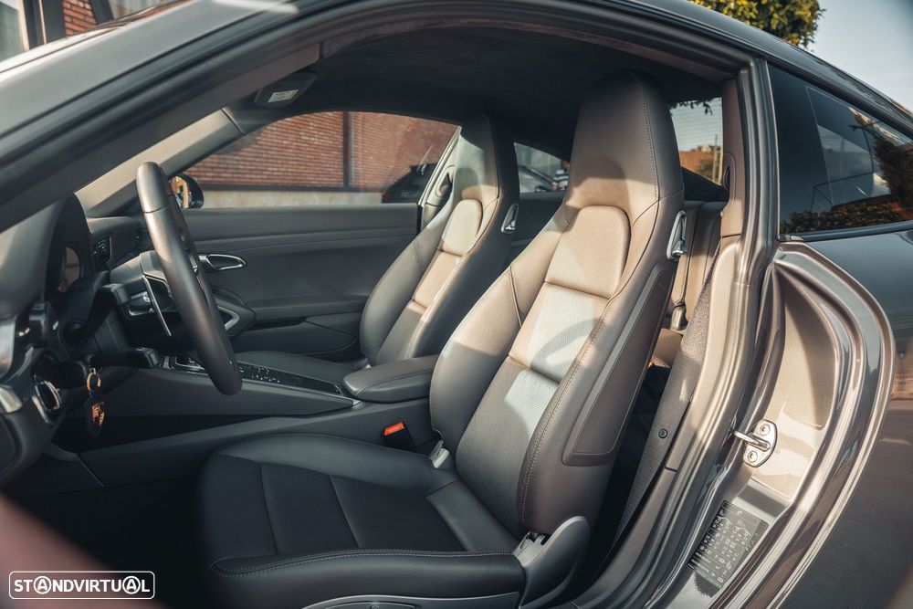 Porsche 911 (991) Carrera 2 PDK - 17