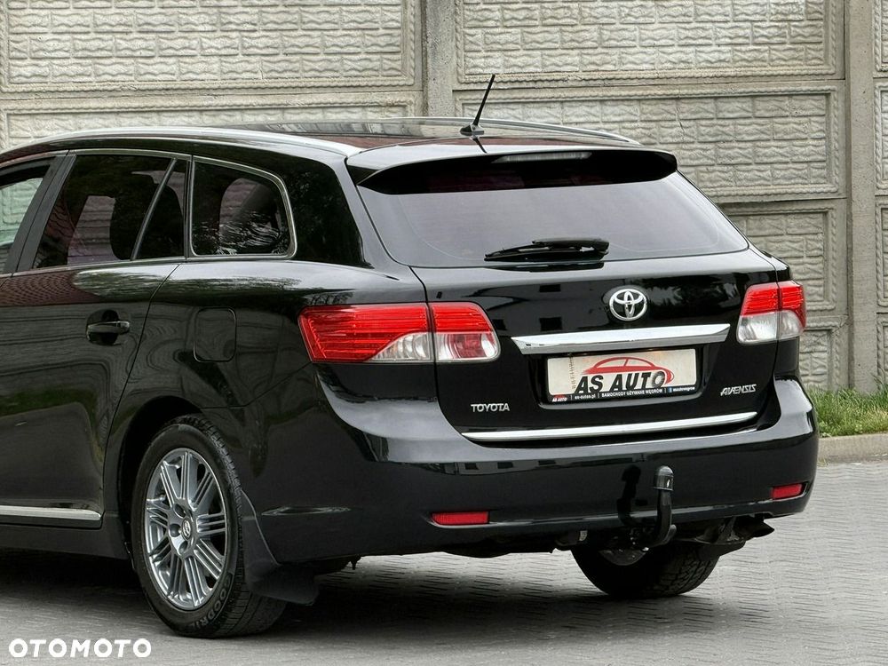 Toyota Avensis 1.8 Executive - 35