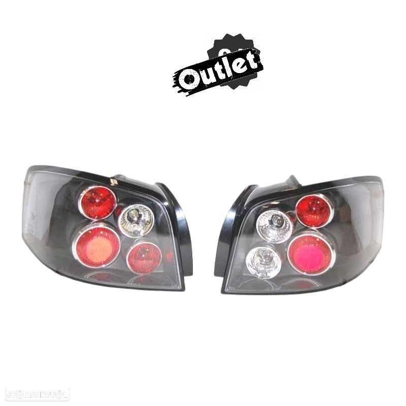 R011890C1 FAROLINS TRASEIROS AUDI A3 03-08 FUNDO PRETO - 1