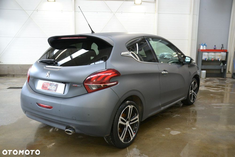 Peugeot 208 - 7