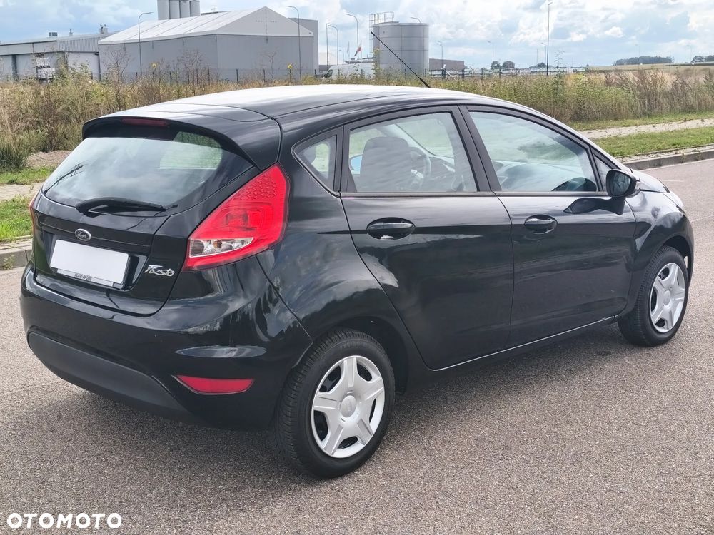Ford Fiesta 1.25 SYNC Edition - 12