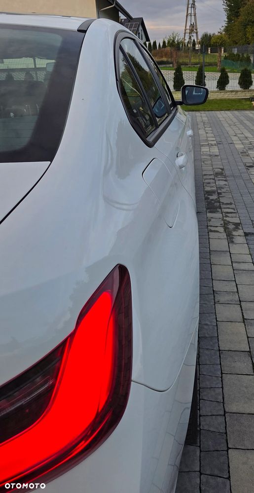 BMW Seria 3 318i Advantage - 22
