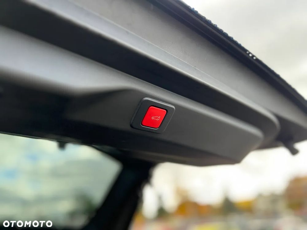 Peugeot 3008 1.2 PureTech mHEV GT E-DCS6 - 16