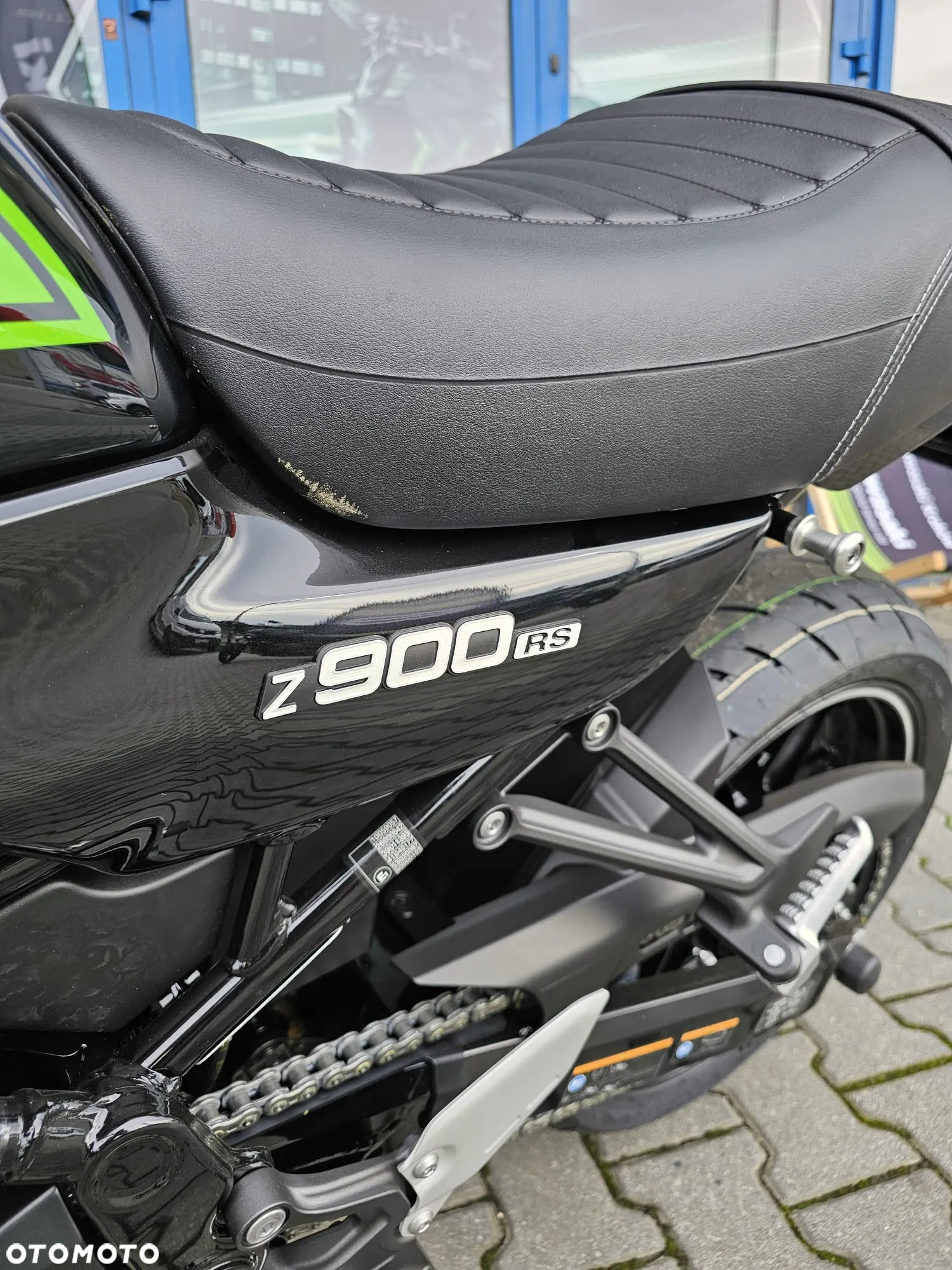 Kawasaki Z 900 RS - 3