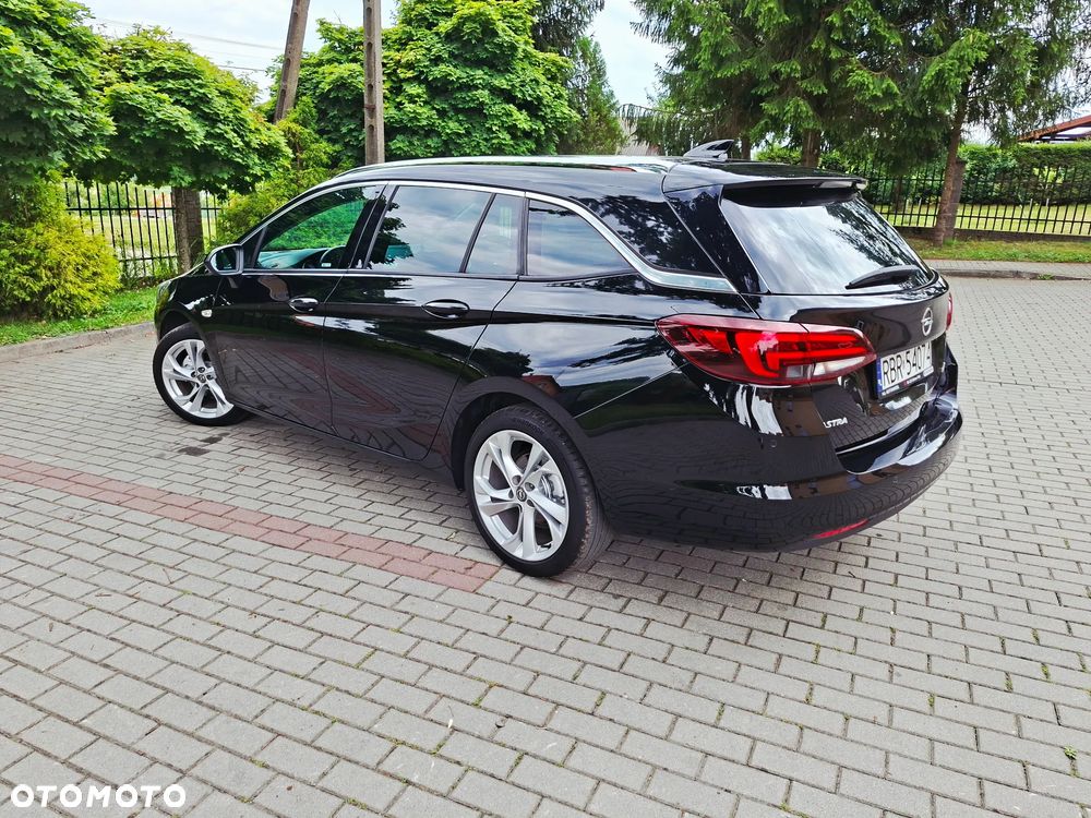 Opel Astra 1.4 Turbo Edition - 11