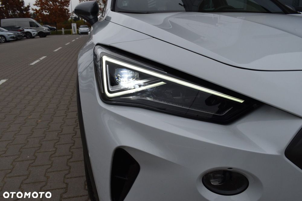 Cupra Formentor 1.4 e-Hybrid DSG - 32