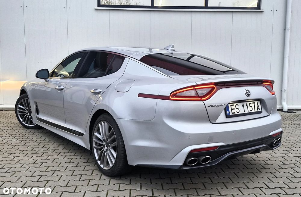 Kia Stinger 2.0 T-GDI L - 2