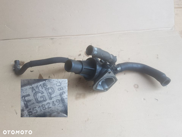Suzuki Ignis MH 04-10 obudowa termostat silnika 1.3 diesel DDIS Z13DT
