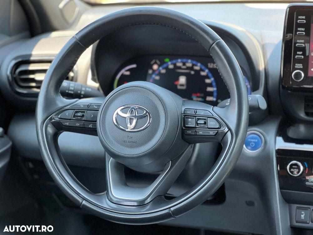 Toyota Yaris Cross 1.5 VVT-i HSD 4x2 Dynamic - 16