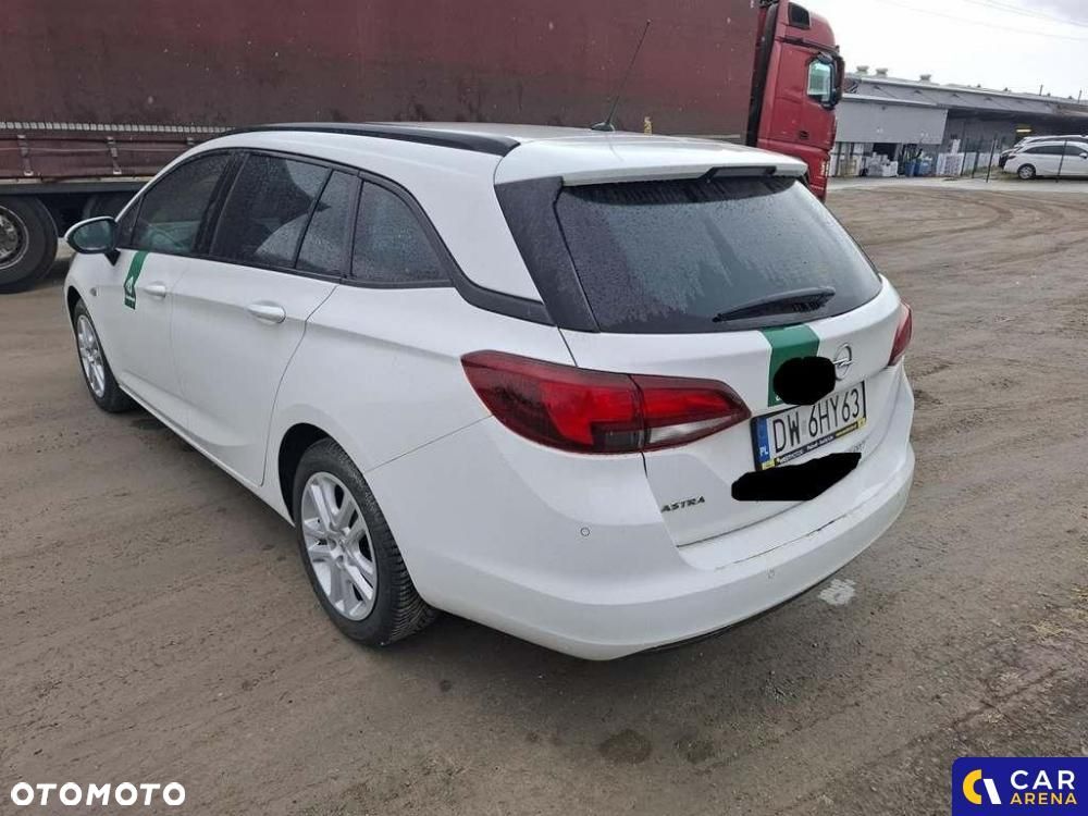 Opel Astra - 2