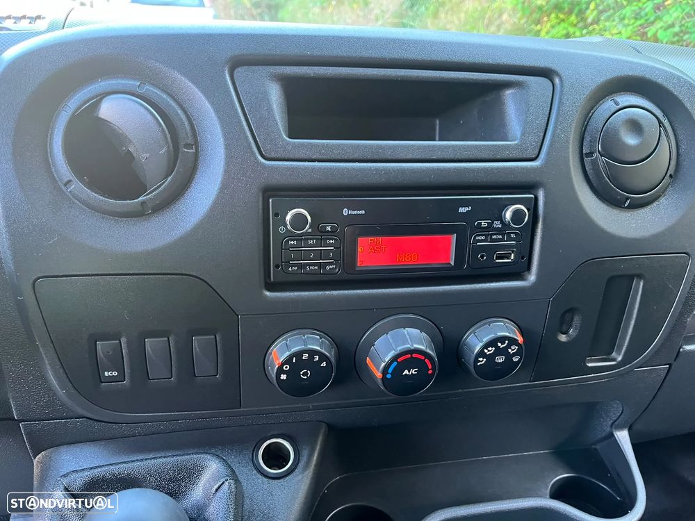 Renault Master | 2.3 DCI | 130 CV | 3 Lug. - 19