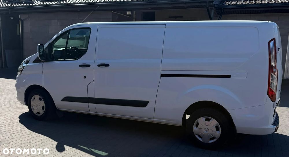Ford TRANSIT CUSTOM - 4
