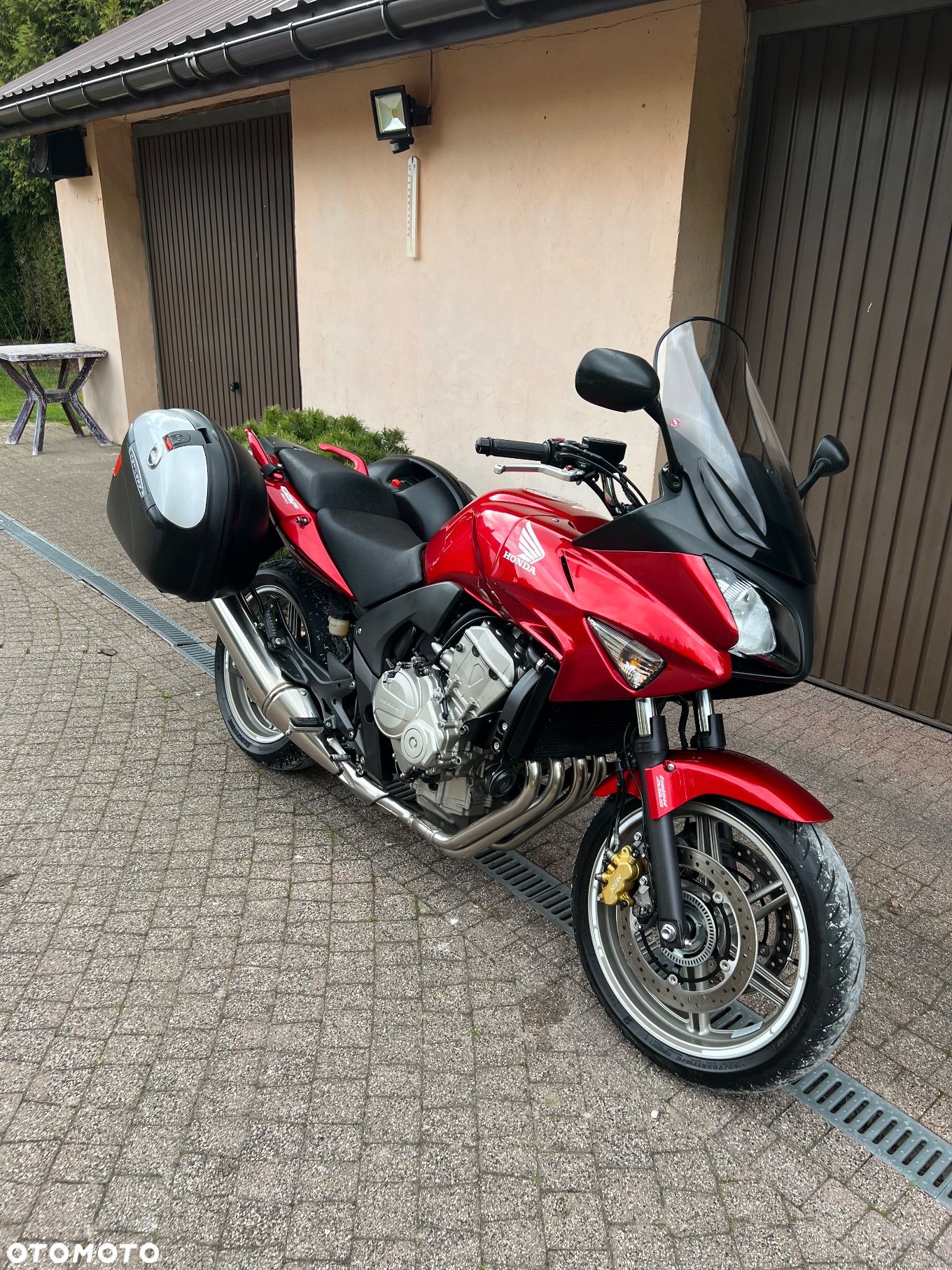 Honda CBF - 1