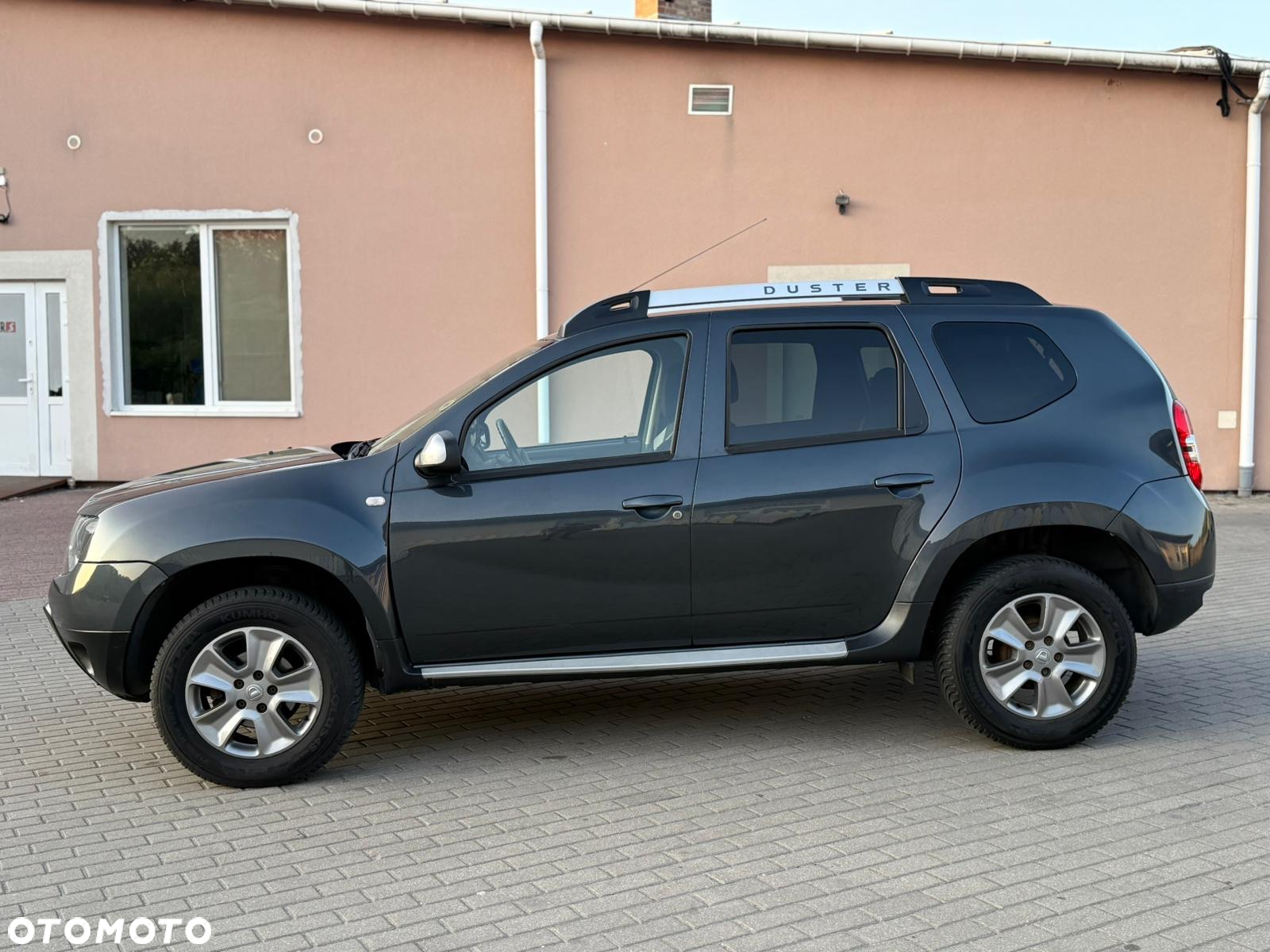 Dacia Duster 1.6 SCe Urban Explorer S&S - 14