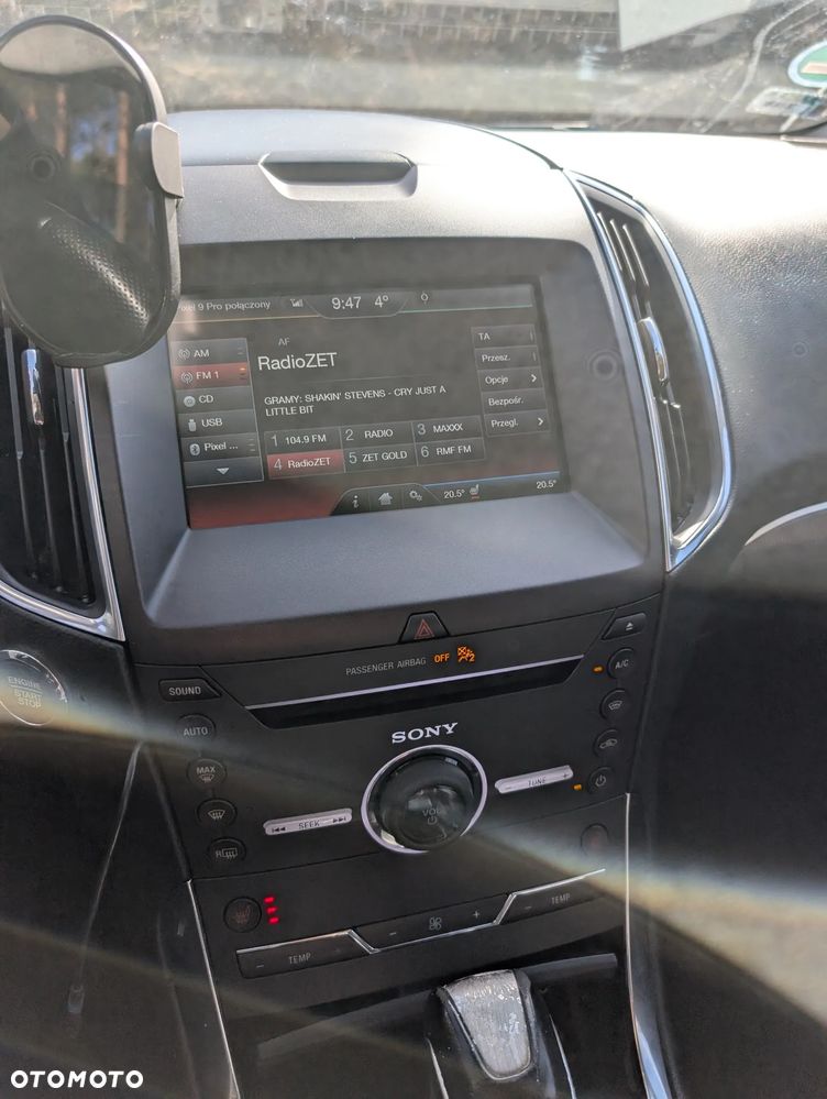 Ford S-Max - 19